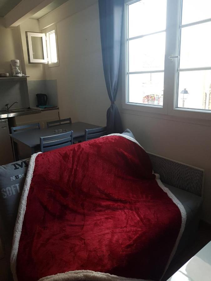 L'Appartement De L'Eglise Сент-Мари-де-ла-Мер Экстерьер фото